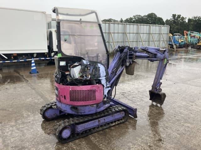 MINI EXCAVATOR — Auction (lot 8460-69)