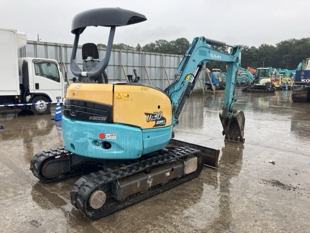 MINI EXCAVATOR — Auction (lot 8460-70)
