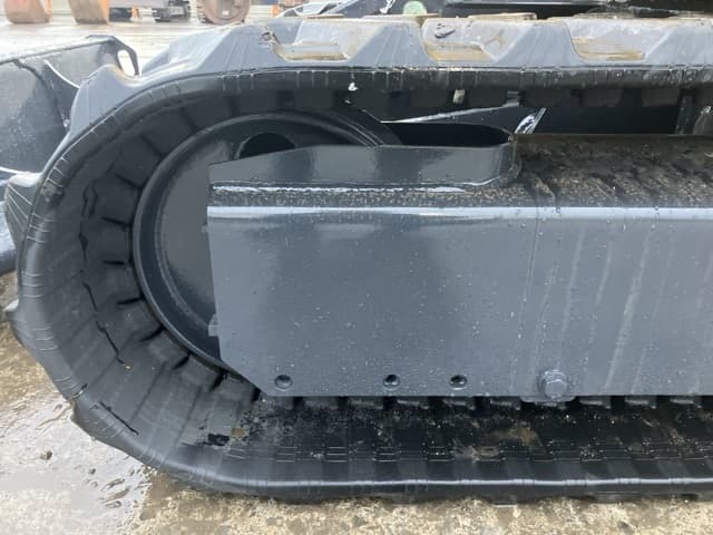 MINI EXCAVATOR — Auction (lot 8460-71)