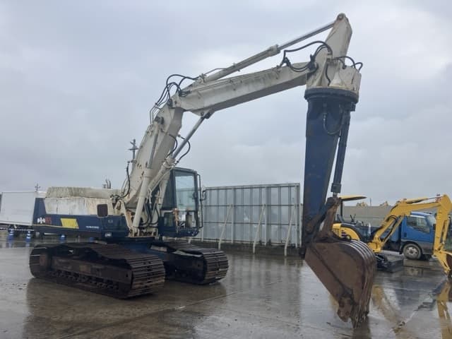 EXCAVATOR — Auction (lot 8460-72)