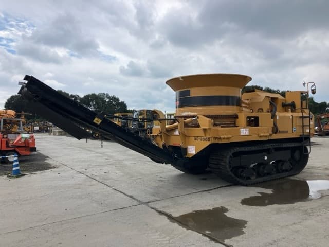 Mobile crusher — Auction (lot 8460-76)