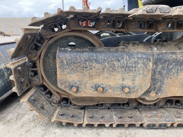 EXCAVATOR — Auction (lot 8460-77)
