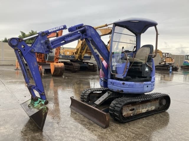 MINI EXCAVATOR — Auction (lot 8460-82)