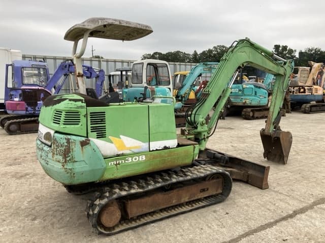 MINI EXCAVATOR — Auction (lot 8460-85)