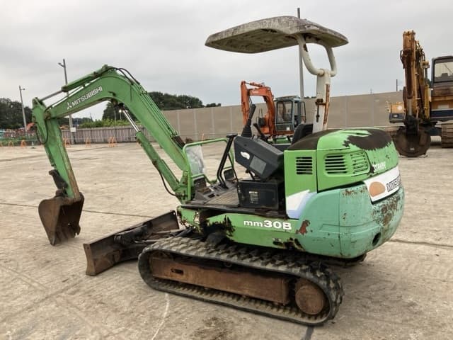 MINI EXCAVATOR — Auction (lot 8460-85)