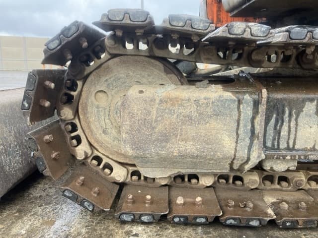 EXCAVATOR — Auction (lot 8460-89)