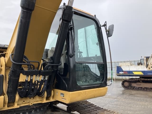 EXCAVATOR — Auction (lot 8460-91)