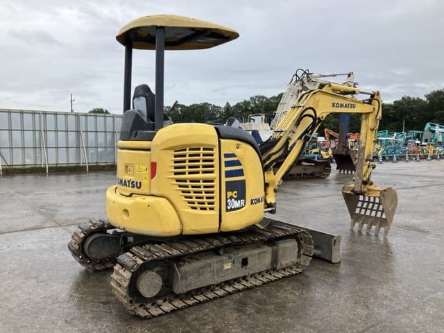 MINI EXCAVATOR — Auction (lot 8460-97)