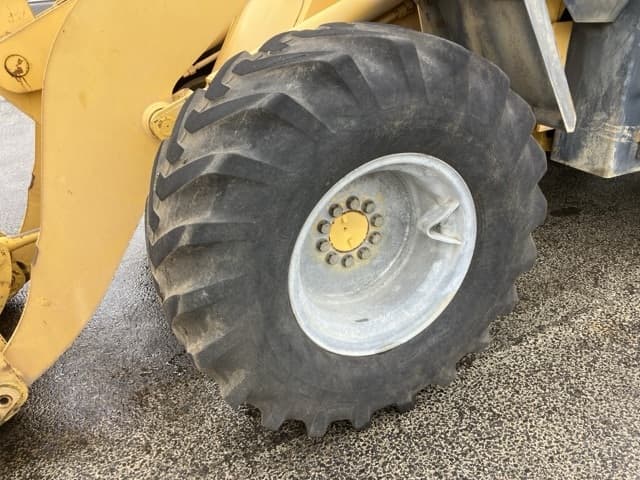 WHEEL LOADER — Auction (lot 8460-98)