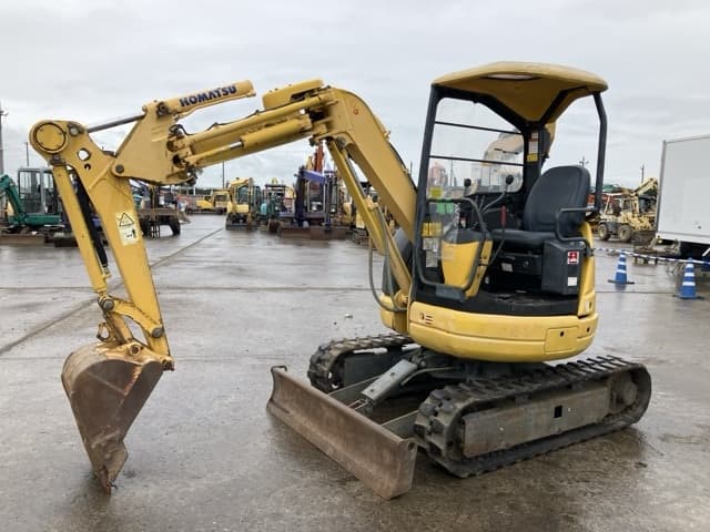MINI EXCAVATOR — Auction (lot 8460-99)