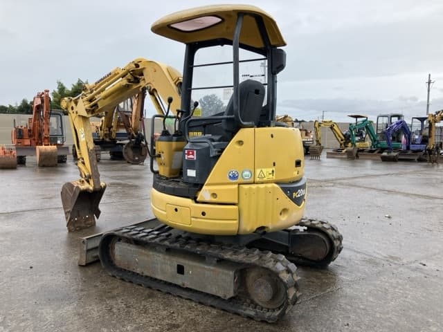 MINI EXCAVATOR — Auction (lot 8460-99)