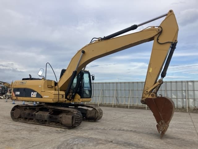 EXCAVATOR — Auction (lot 8461-1)