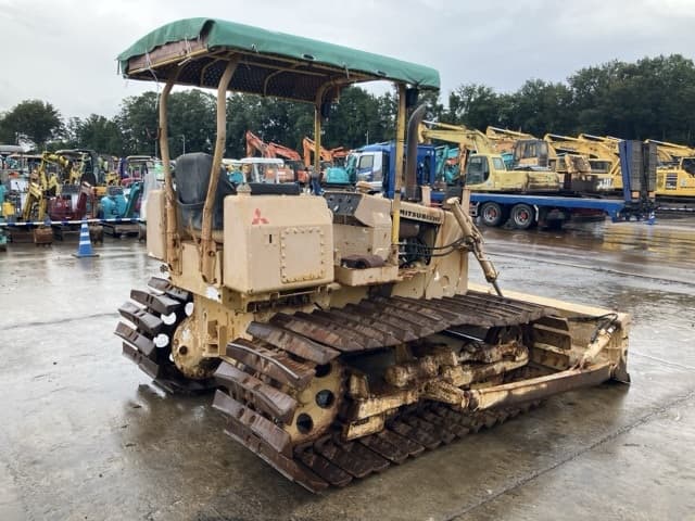 Bulldozer — Auction (lot 8461-10)