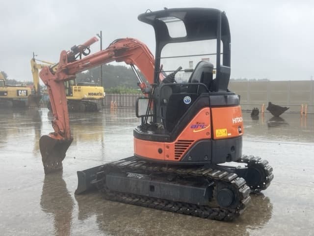 MINI EXCAVATOR — Auction (lot 8461-100)