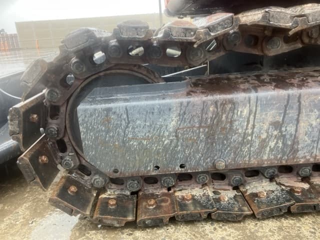 MINI EXCAVATOR — Auction (lot 8461-100)