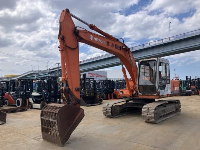 EXCAVATOR — Auction (lot 8461-10002)