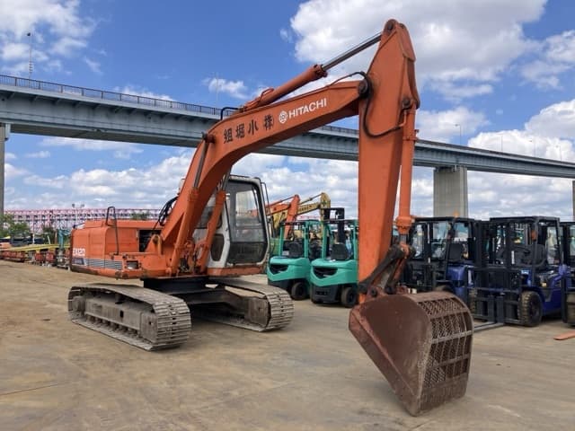 EXCAVATOR — Auction (lot 8461-10002)