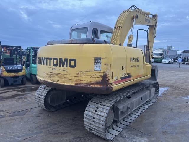 EXCAVATOR — Auction (lot 8461-10003)