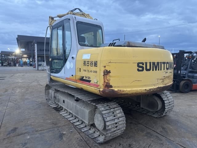 EXCAVATOR — Auction (lot 8461-10003)