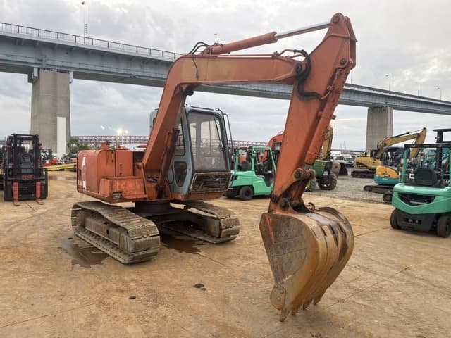 EXCAVATOR — Auction (lot 8461-10004)