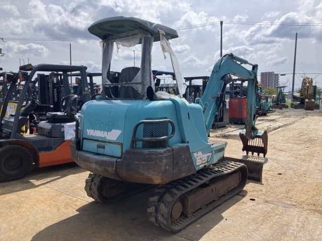 MINI EXCAVATOR — Auction (lot 8461-10005)