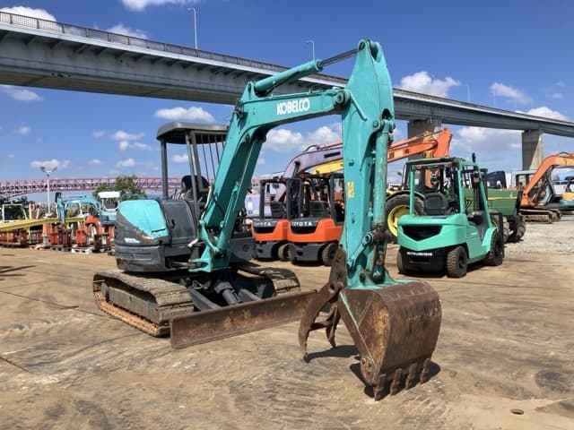 MINI EXCAVATOR — Auction (lot 8461-10006)