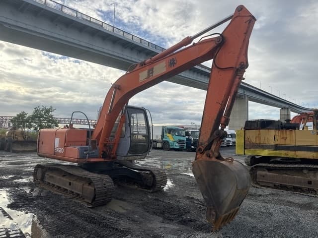 EXCAVATOR — Auction (lot 8461-10009)