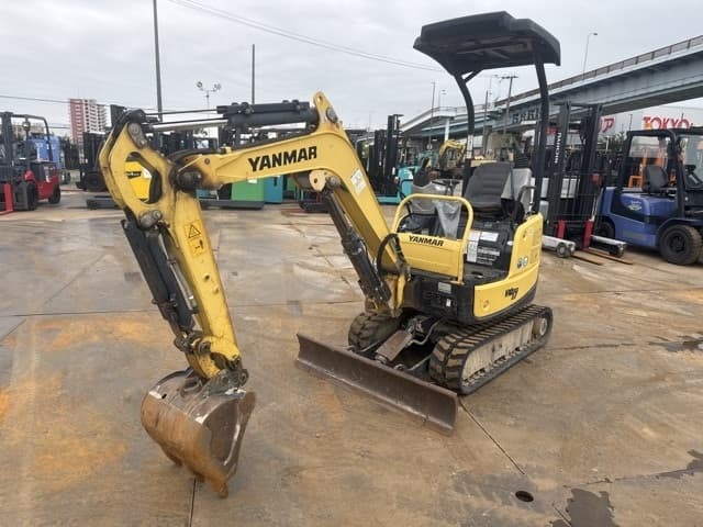 MINI EXCAVATOR — Auction (lot 8461-10011)