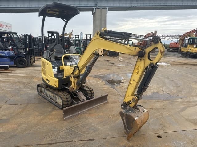 MINI EXCAVATOR — Auction (lot 8461-10011)
