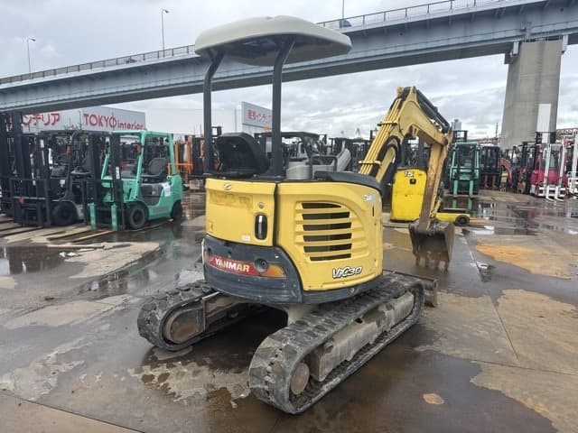 MINI EXCAVATOR — Auction (lot 8461-10012)