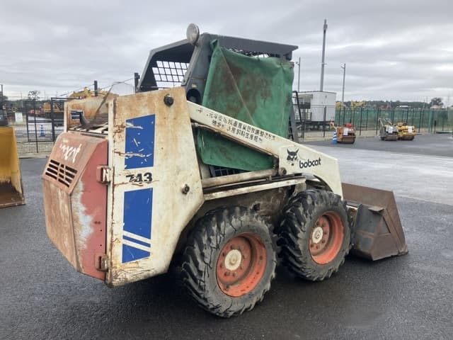 SKID STEER LOADER — Auction (lot 8461-101)