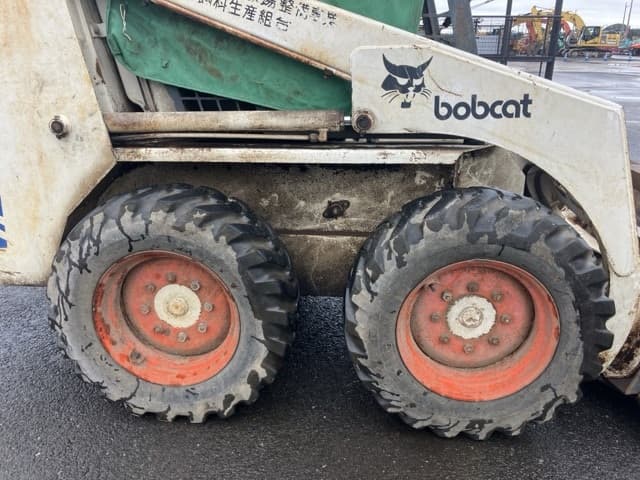 SKID STEER LOADER — Auction (lot 8461-101)
