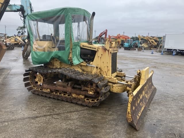 Bulldozer — Auction (lot 8461-106)