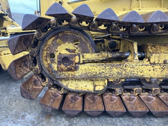Bulldozer — Auction (lot 8461-107)