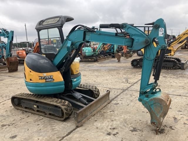 MINI EXCAVATOR — Auction (lot 8461-109)