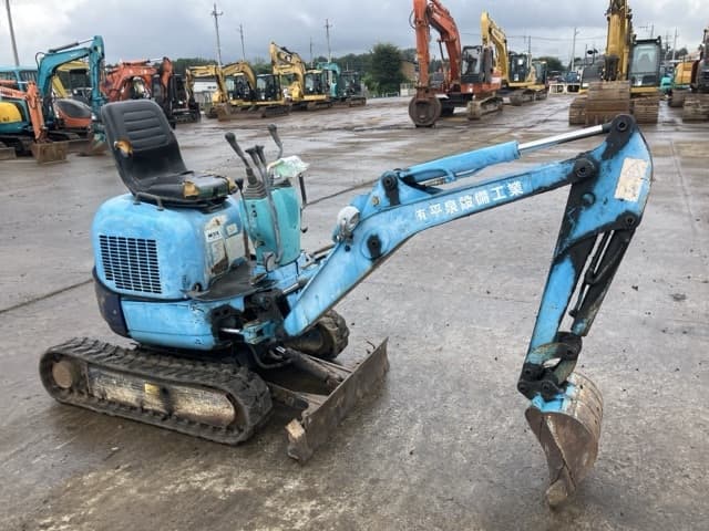 MINI EXCAVATOR — Auction (lot 8461-118)