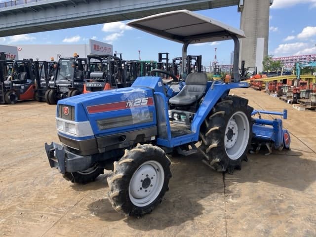 Tractor — Auction (lot 8461-12001)