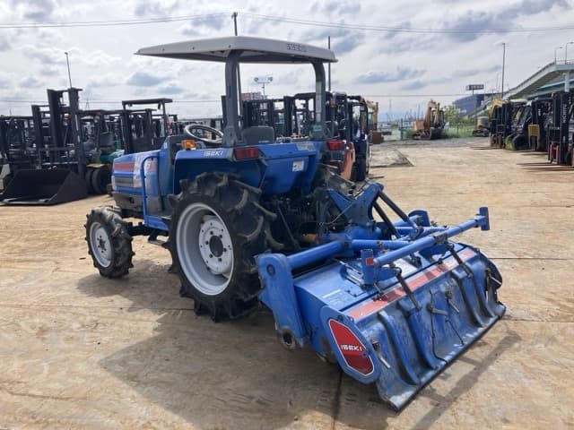 Tractor — Auction (lot 8461-12001)