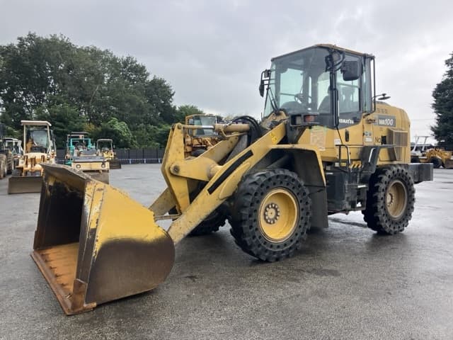 WHEEL LOADER — Auction (lot 8461-121)