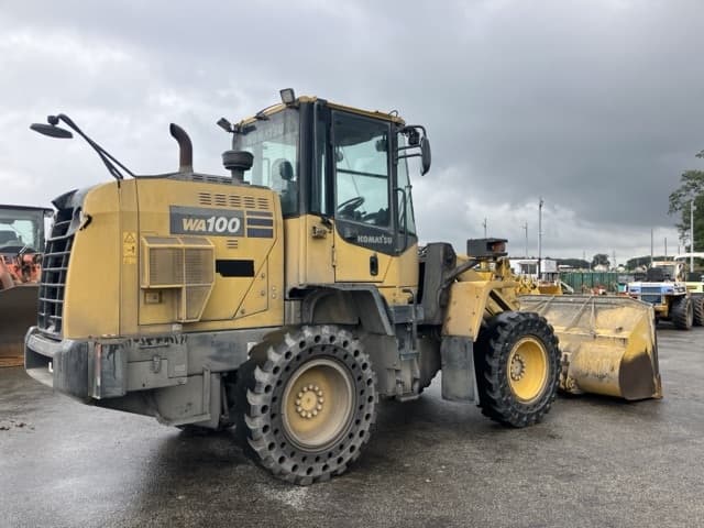 WHEEL LOADER — Auction (lot 8461-121)