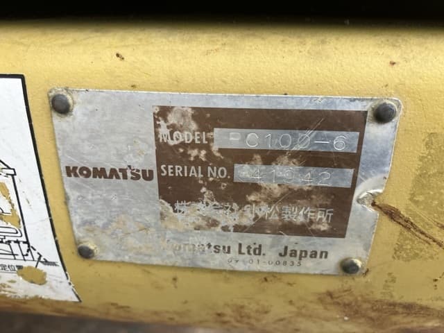 EXCAVATOR — Auction (lot 8461-127)