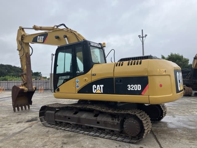 EXCAVATOR — Auction (lot 8461-128)