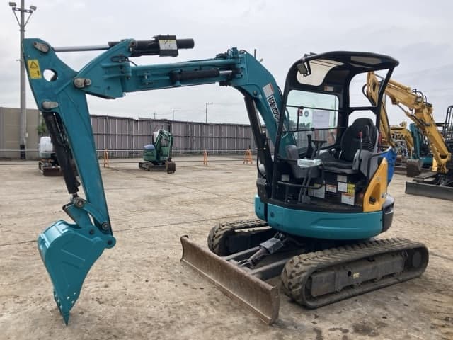 MINI EXCAVATOR — Auction (lot 8461-129)
