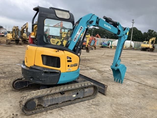 MINI EXCAVATOR — Auction (lot 8461-129)