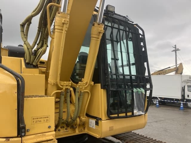 EXCAVATOR — Auction (lot 8461-130)