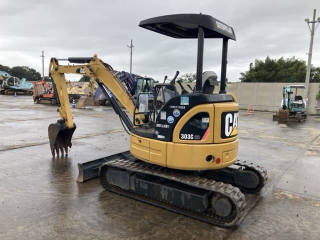 MINI EXCAVATOR — Auction (lot 8461-133)