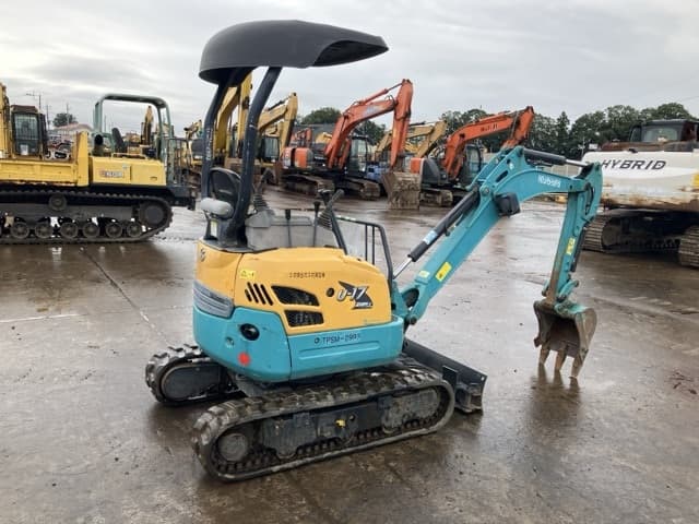 MINI EXCAVATOR — Auction (lot 8461-134)