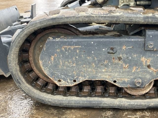 MINI EXCAVATOR — Auction (lot 8461-134)