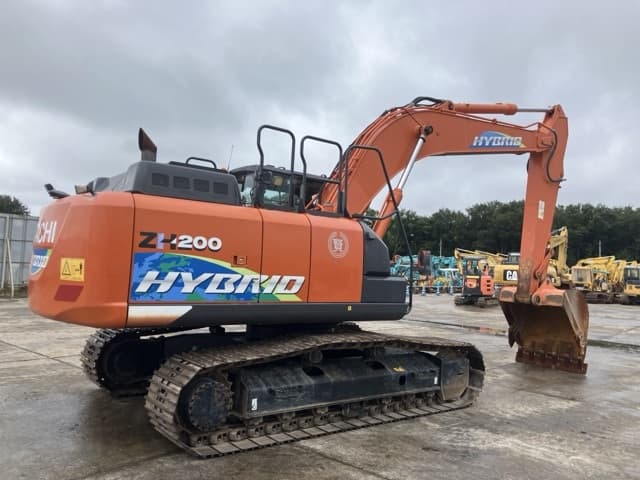 EXCAVATOR — Auction (lot 8461-138)