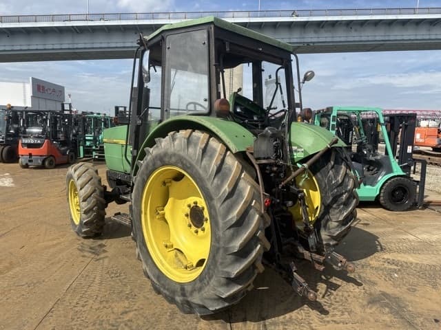 Tractor — Auction (lot 8461-13801)